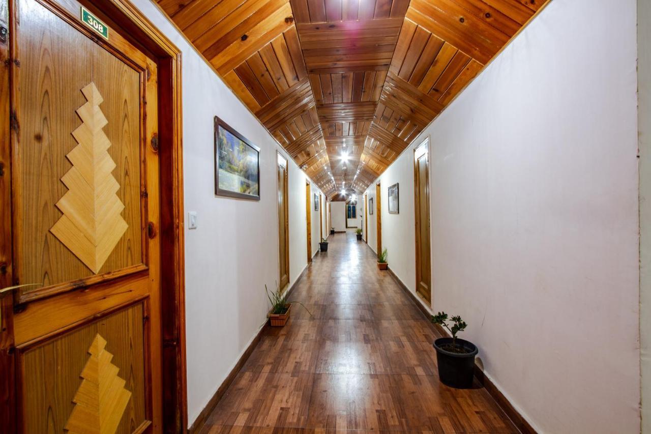 Hotel Prini Palace Манали Экстерьер фото